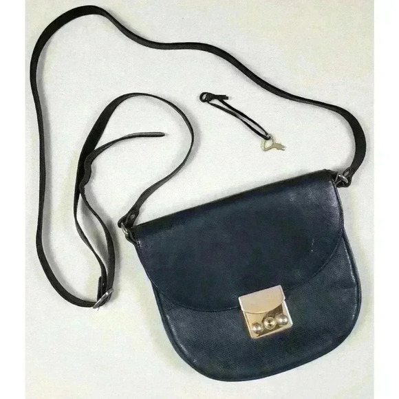 Disser Handbags - Vintage Disser Dark Blue Leather Crossbody Handbag With Key Made In West Germany